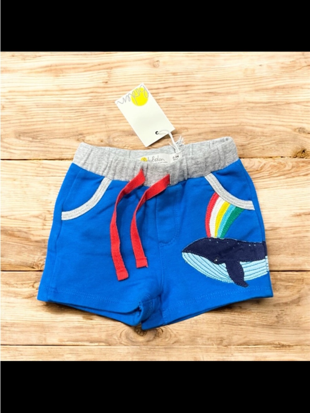 NWT Mini Boden Baby Whale Rainbow Appliqué Shorts 0-3M